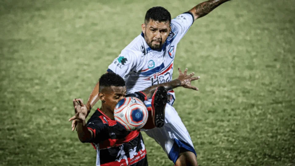 Atlético-AM e Tarumã ficam no empate em 1 a 1, no ‘Colina’ em Manaus