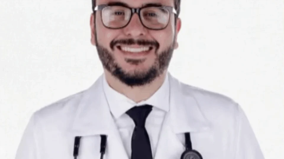 Morre médico voluntário que participava dos testes da vacina contra coronavírus, no Brasil