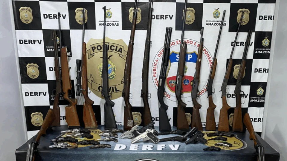 Viúva de Coronel forjou roubo de 108 armas de fogo  para nao dividir com os herdeiros do falecido