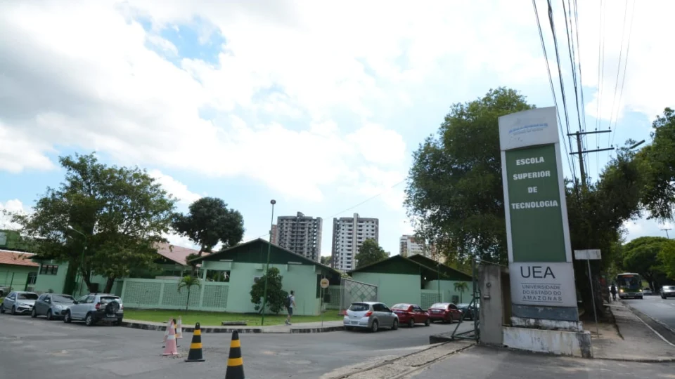 UEA recebe menção honrosa em premiação do Ministério da Educação