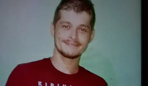 Polícia solicita ajuda da população para localizar jovem desaparecido