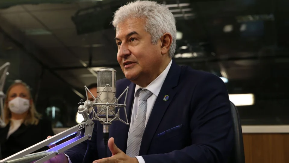 Covid-19: ministro da Ciência e Tecnologia é voluntário em testes, e diz que Annita reduz carga viral da doença