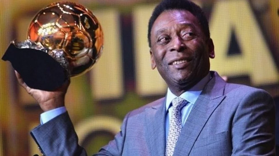 Pelé 80 anos: o jogador com sete prêmios no ‘Bola de Ouro’