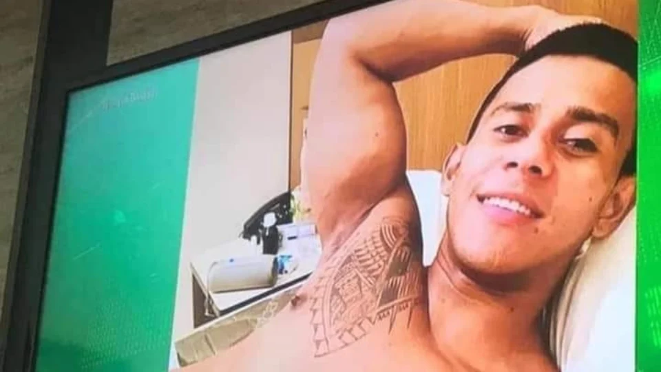 Ator pornô é preso acusado de roubar mais de R$ 100 mil aplicando golpes de “Boa noite Cinderela”
