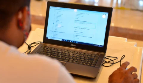 Confira os artistas que poderão receber o auxílio emergencial de R$600 do Governo