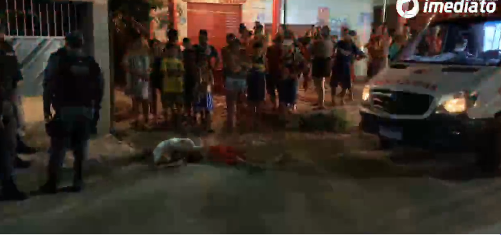 Homem é jogado de carro e em seguida executado no São Lázaro