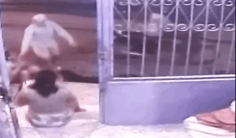 Vídeo mostra o momento em que criminosos atacam mulheres na Zona Leste