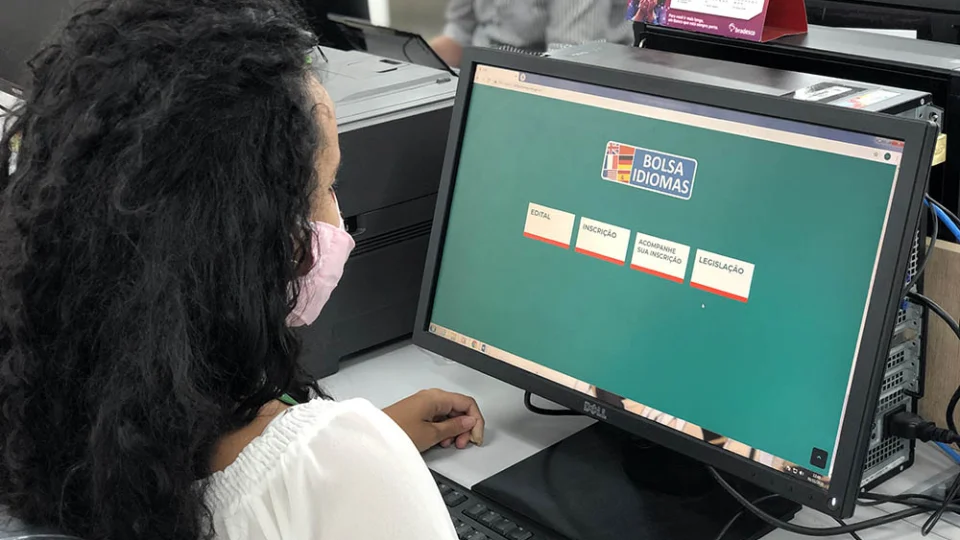 Bolsa idiomas têm inscrições abertas até nesta quarta (4)