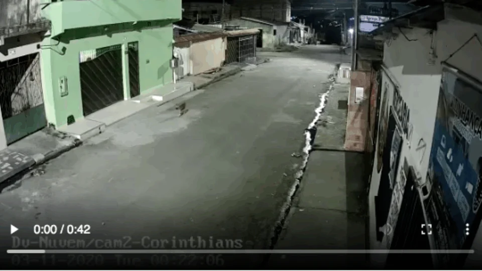 VÍDEO | Mulheres são atacadas por casal no bairro Cidade de Deus
