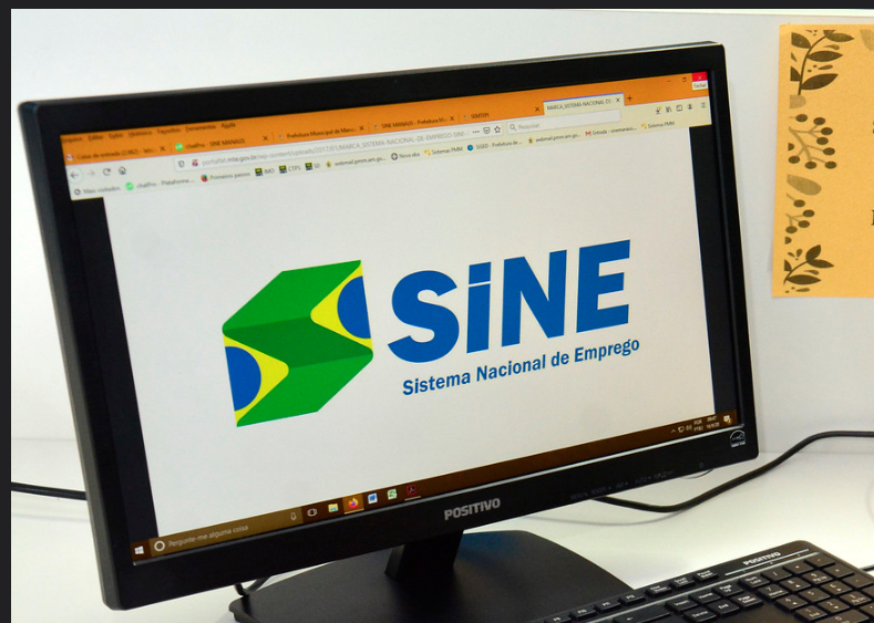 Procurando emprego? Veja as vagas disponíveis  para esta quinta (5)