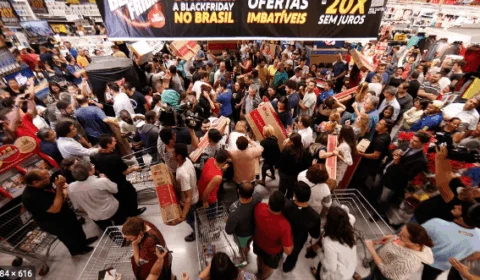 Liquidação e promoções que gerem aglomerações estão proibidos, reforça Comitê de Enfrentamento à Covid-19