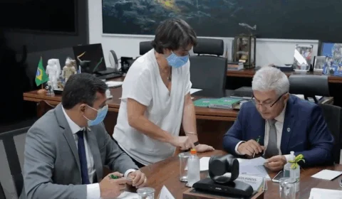 Wilson Lima discute projetos para garantir acesso à internet no interior do Amazonas