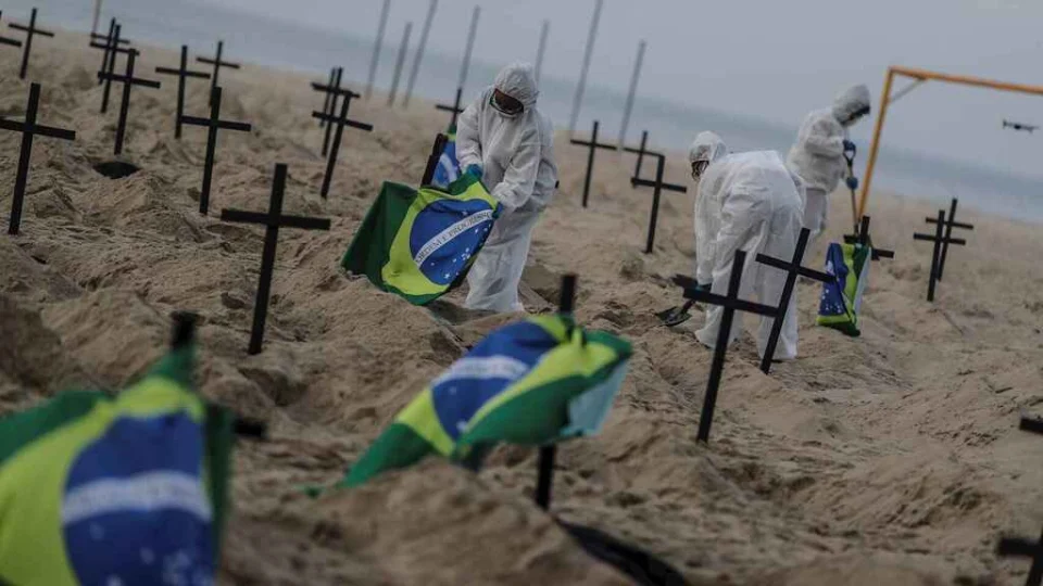 Covid-19: mortes pela doença no Brasil quase dobra em uma semana