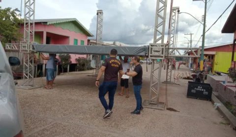 Polícia Civil cumpre ordem judicial de caráter impeditivo a um comício irregular, em Canutama