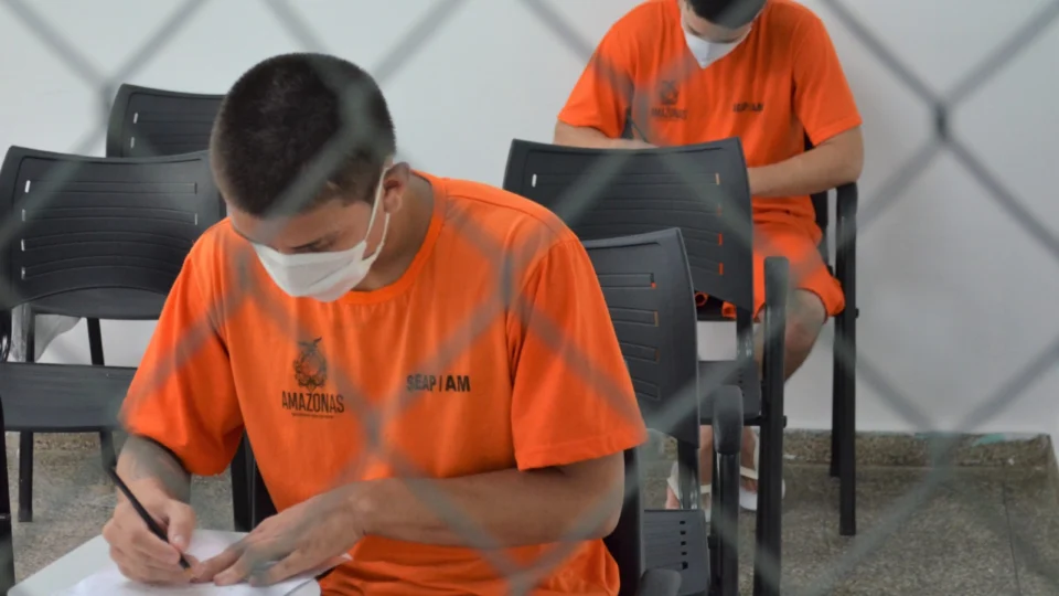 PSS 2019: Secretaria de Educação convoca professores para atuação em unidades prisionais, na capital