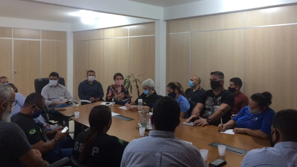 Seap e Universidade Estácio de Sá planejam expandir ensino superior a distância para todas as unidades prisionais