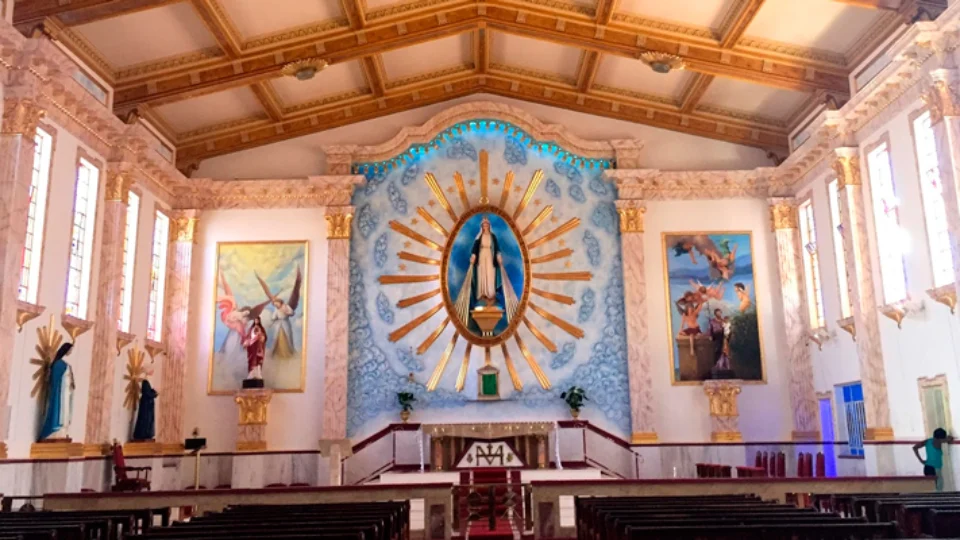 Dia de  Nossa Senhora da Medalha Milagrosa será comemorado por católicos com celebrações online