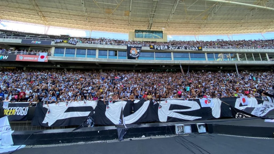 Botafogo confirma saída do técnico Ramón Díaz e anuncia volta de Eduardo Barroca
