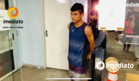 Jovem de 19 anos é preso vendendo drogas no bairro Armando Mendes
