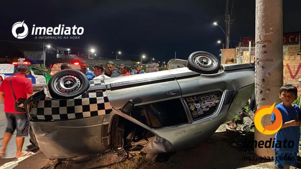 Vídeo mostra pastora presa embaixo do carro, após acidente no Santa Etelvina