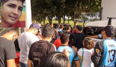 Família e amigos pedem Justiça pela morte de motorista de aplicativo em Manaus