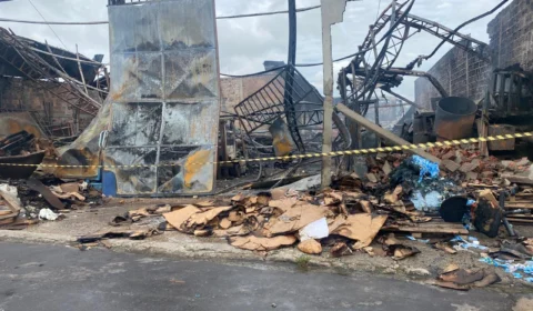 Incêndio no Armando Mendes deixa 3 pessoas feridas; Veja imagens!