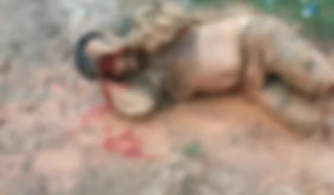 Suposto ladrão é agredido por homens após entrar em residências no AM. Veja vídeo!