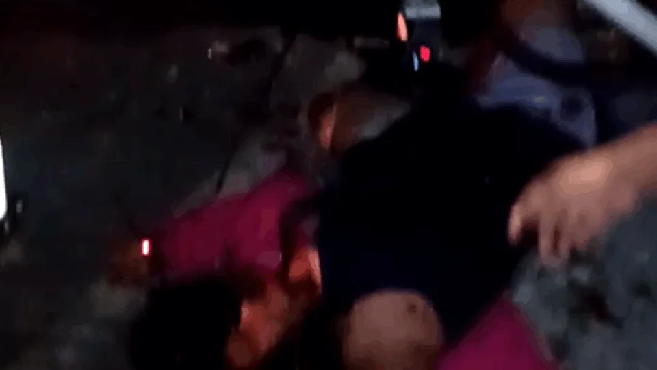 VÍDEO | Veja pastora presa embaixo do carro, após acidente no Santa Etelvina