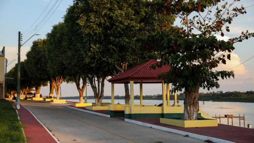 Urucará tem sistema viário inaugurado e governador  anuncia investimentos em estradas