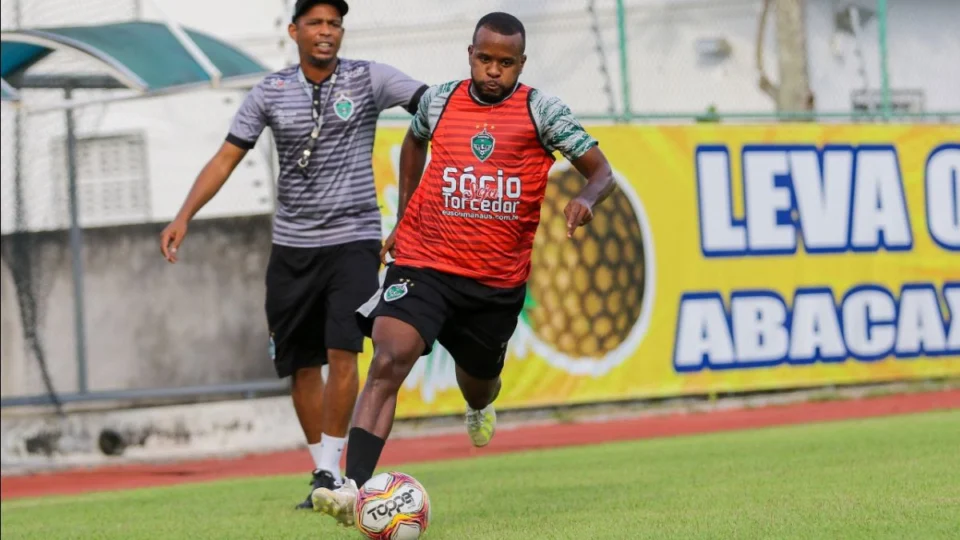 Confiante, Philip acredita em classificação do Manaus na Série C: “Serão duas finais”