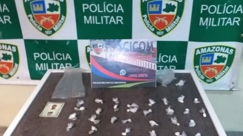 Homem é preso com entorpecentes e dinheiro no Nova Cidade