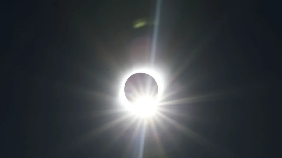 Brasil terá eclipse solar parcial hoje, entre meio-dia e 15h