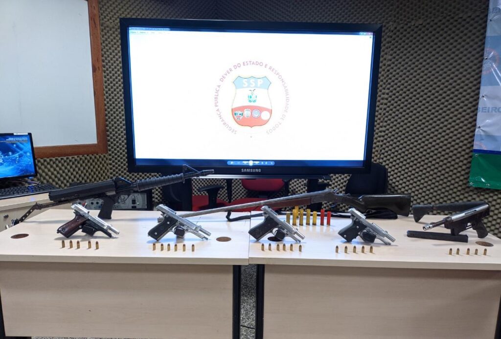 Foragido da Justiça, que tinha arsenal de armas enterrado, é preso em Manaus