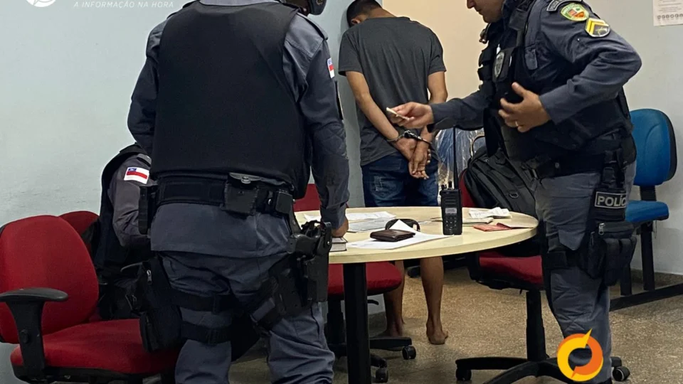 PM prende assaltante de motorista de aplicativo, no Jorge Teixeira, através da localização do celular da vítima