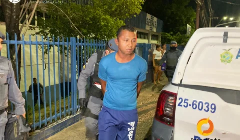 Homem é preso após esfregar partes íntimas em criança dentro de ônibus no Aleixo