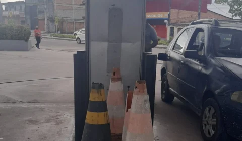 Quadrilha explode cofre em posto de gasolina na Avenida Camapuã