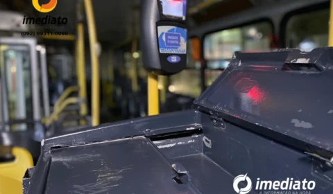 Bandidos aterrorizam passageiros durante assalto a ônibus da linha 677