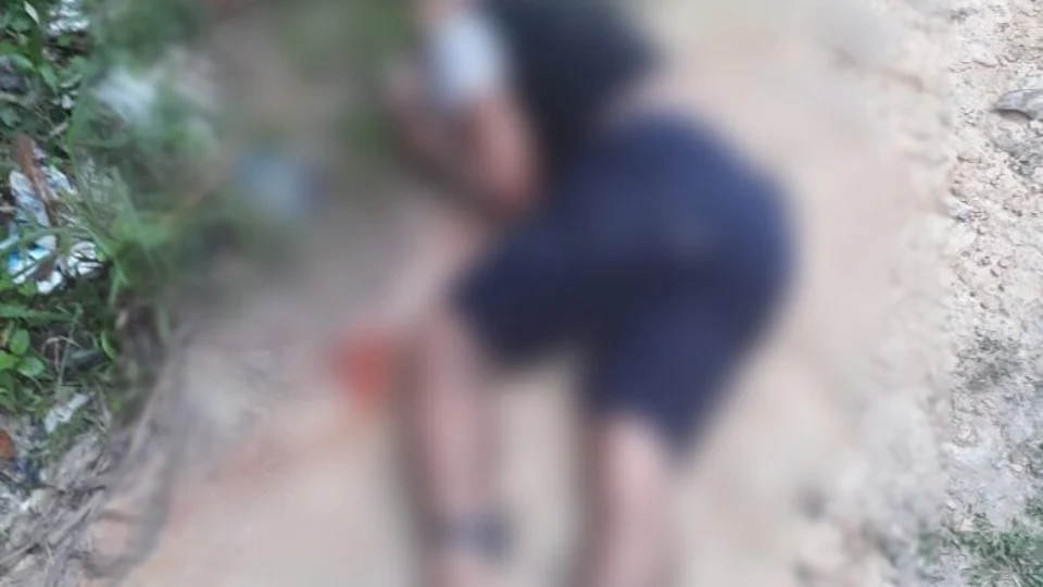 Homem com tornozeleira eletrônica é encontrado morto no Jorge Teixeira; Veja Imagens!