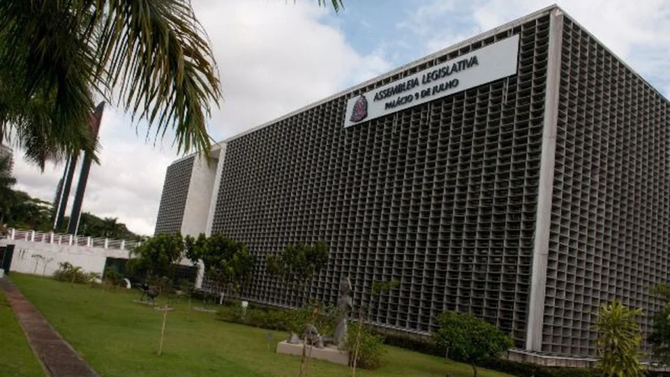 Cidadania afasta deputado acusado de importunação sexual na Alesp