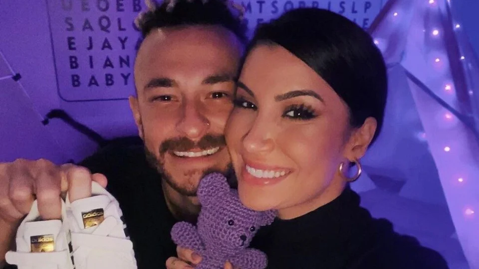 Boca Rosa confirma gravidez e afirma: “Infelizmente não respeitaram  esse meu tempo”.