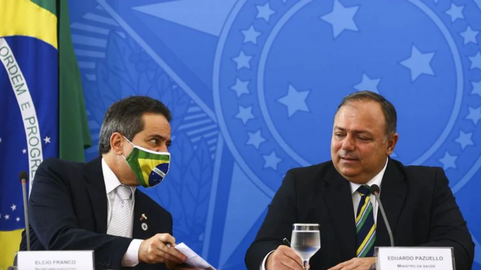 Cronograma de vacinação contra a Covid-19 é “mutável” afirma Pazuello
