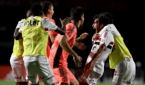 São Paulo vence Atlético-MG no Morumbi