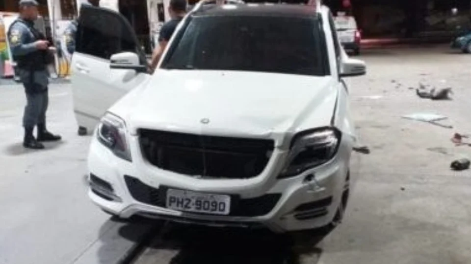 Homem apontado como irmão de coronel da PM é preso por dirigir embriagado e afrontar policiais