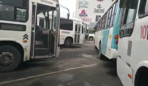 Rodoviários fazem “paralisação de alerta” na manhã desta terça-feira (15)