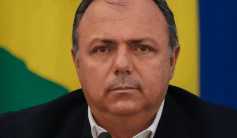 Pazuello diz que ministério busca uma vacina segura eficiente e de excelência contra o novo coronavírus