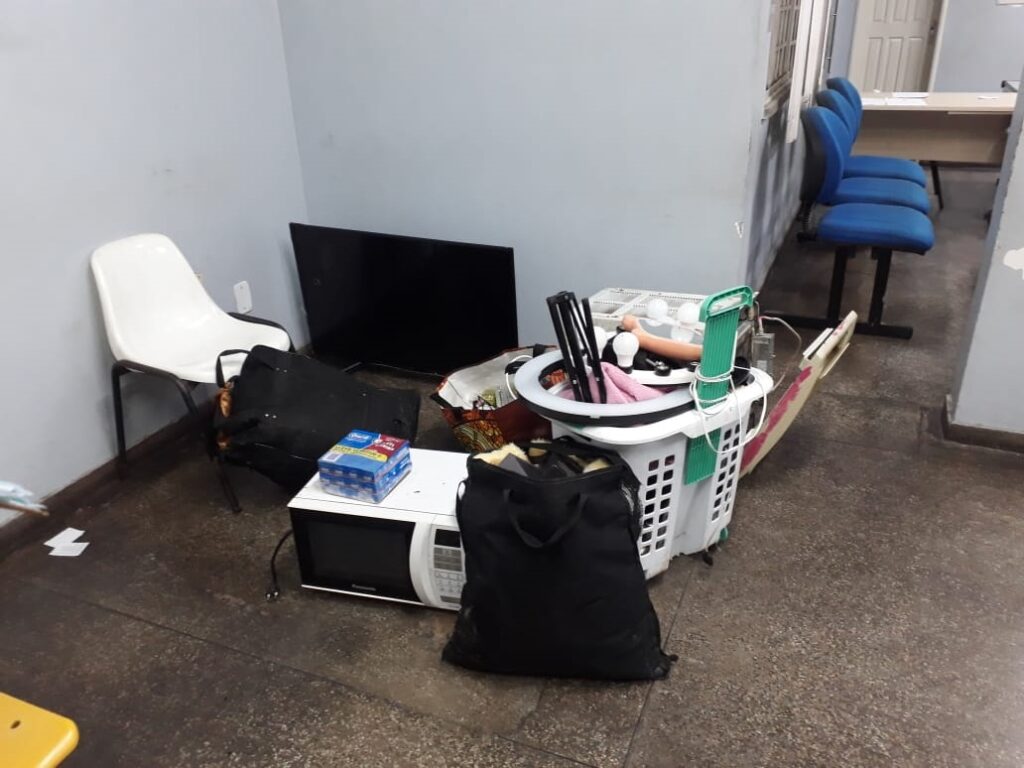 Assaltantes furtam aparelhos domésticos e acabam presos no Cidade Nova