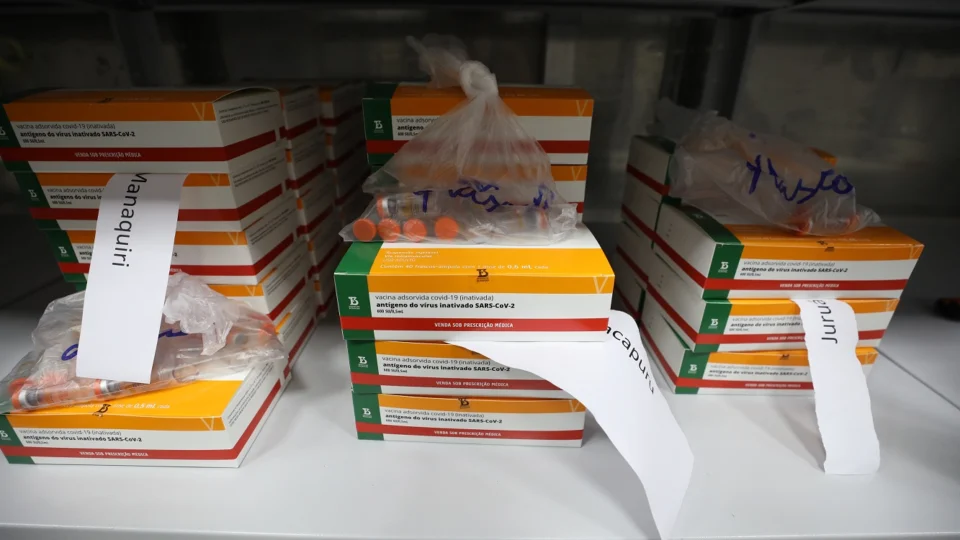 Secretaria de Saúde reúne com órgãos de fiscalização e controle para alinhar critérios de vacinação de trabalhadores da rede