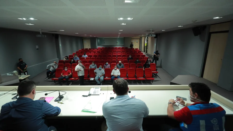 Ministério da Saúde atende Governo do Amazonas e abre edital do programa “Mais Médicos” para o interior