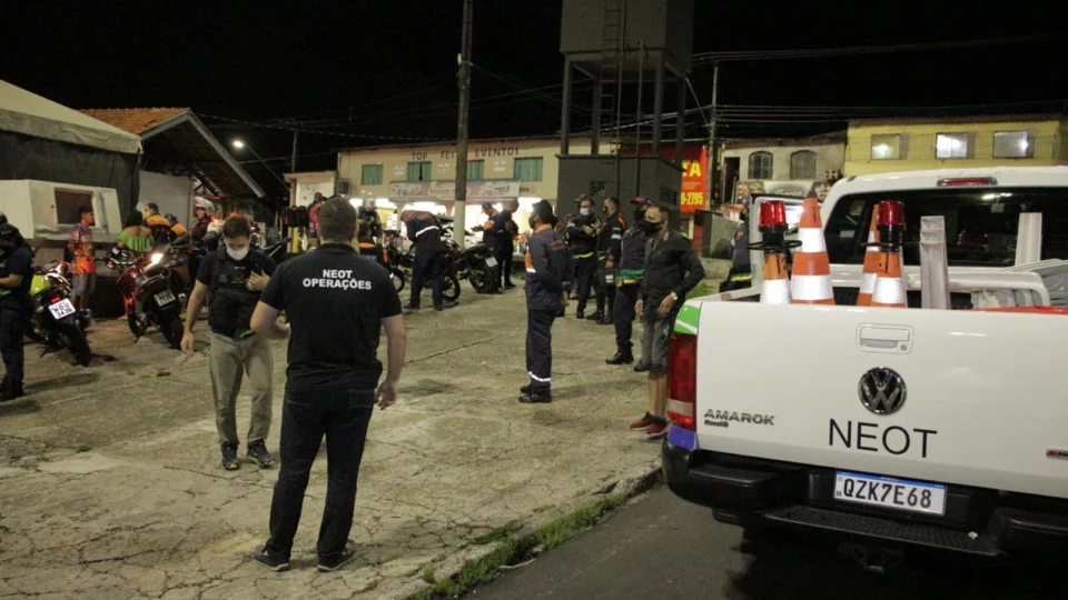 Neot flagra três festas clandestinas e frustra ‘rolezinho’ de motocicletas em Manaus