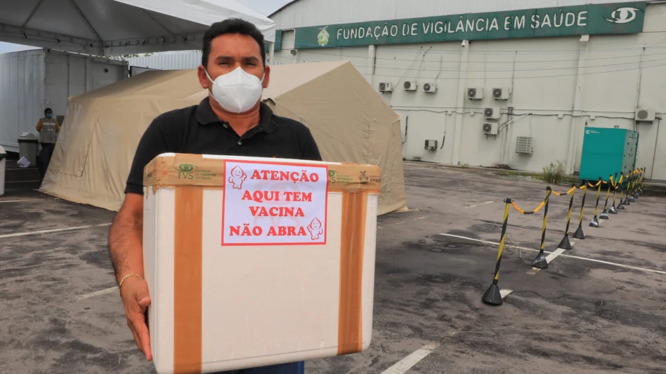 Por meio de ferramentas, população poderá acompanhar distribuição de vacinas e número de vacinados no Amazonas